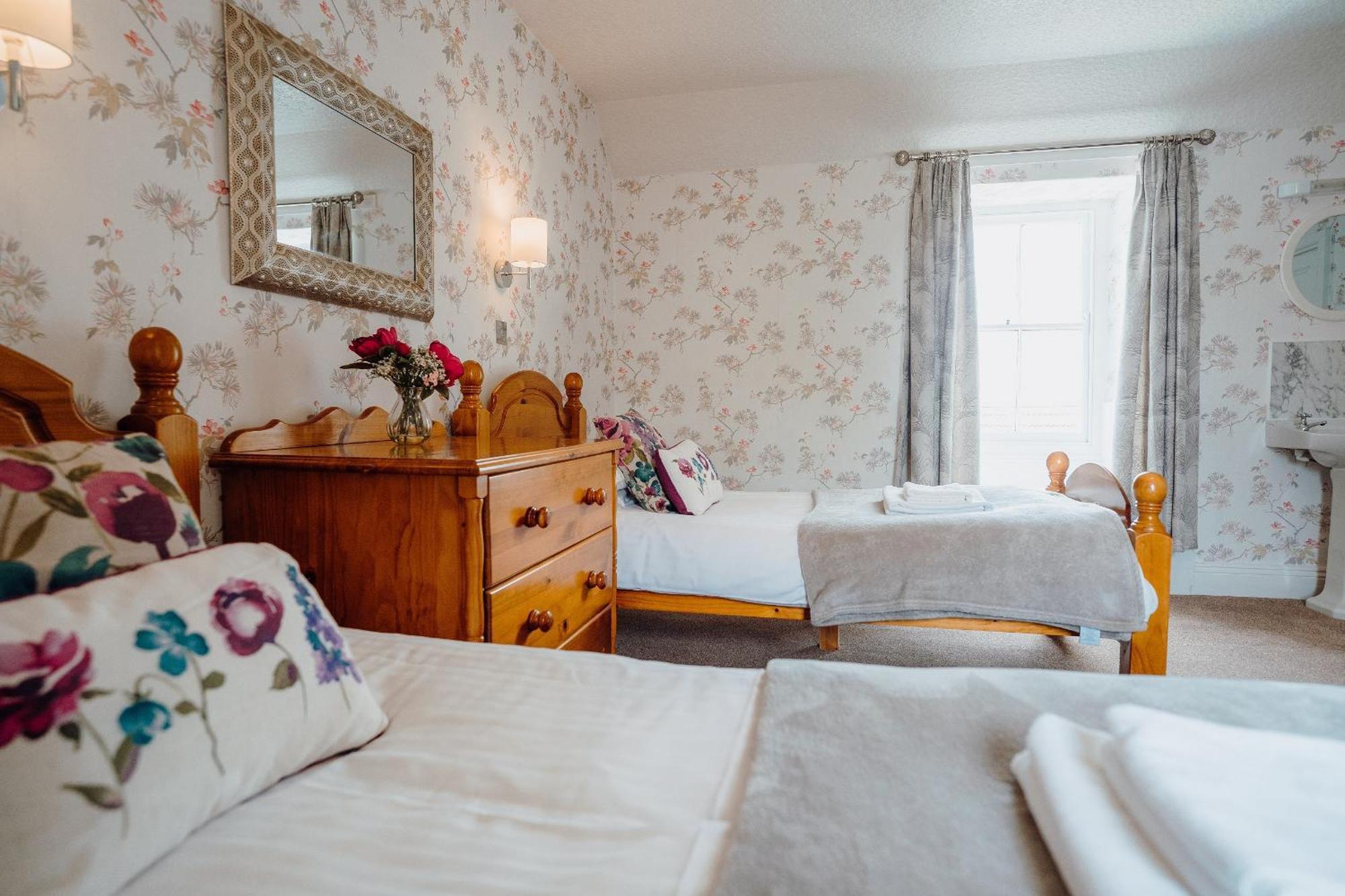 Celtic Haven Hotel Lydstep Ngoại thất bức ảnh